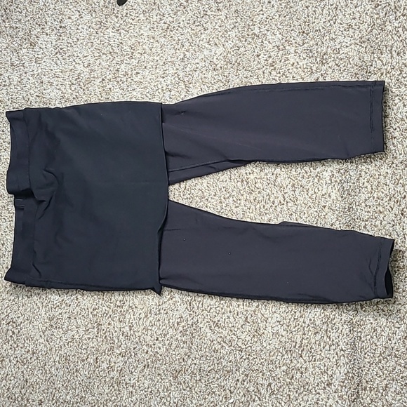 Lululemon Athletica Crop Leggins with Skirt Overlay - Picture 1 of 8